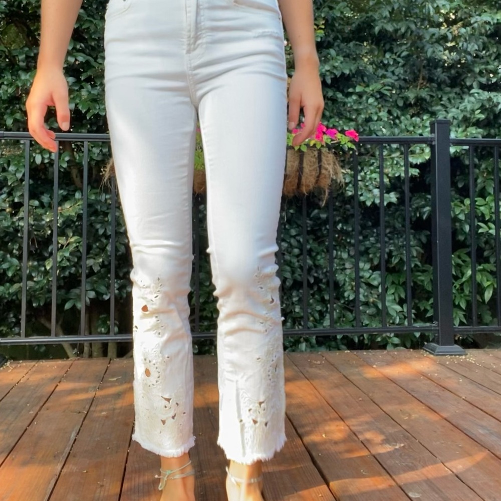 White straight leg free people jeans